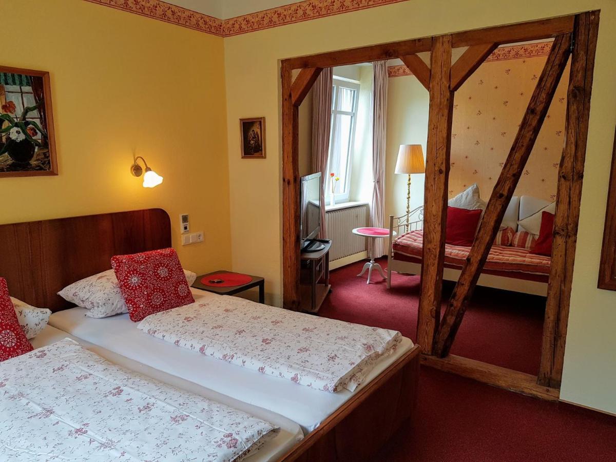 Mosel-Landhaus Am Moselufer B&B Briedern Exterior foto
